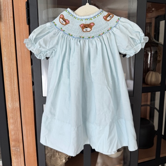 Smocked teddy bear dress embroidered short sleeve puff baby girl ruffle floral - Picture 2 of 6